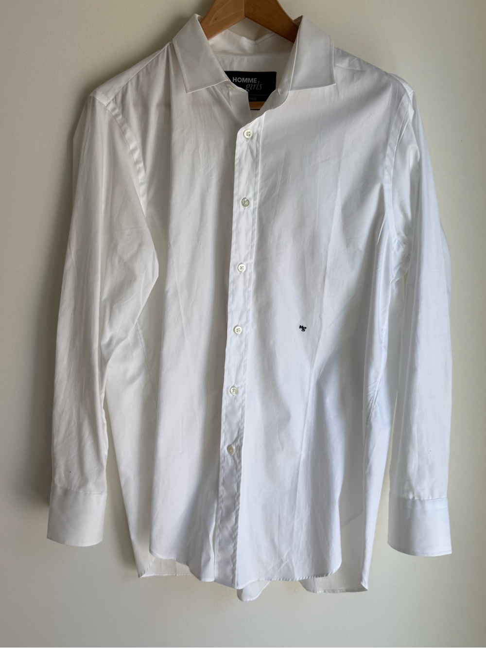 HOMMEGIRLS Classic Fit Button-Up Cotton Shirt - Size L